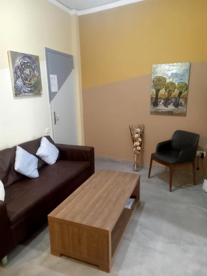 Koukaki-Acropolis Roomy With A Private Veranda Apt. アテネ エクステリア 写真